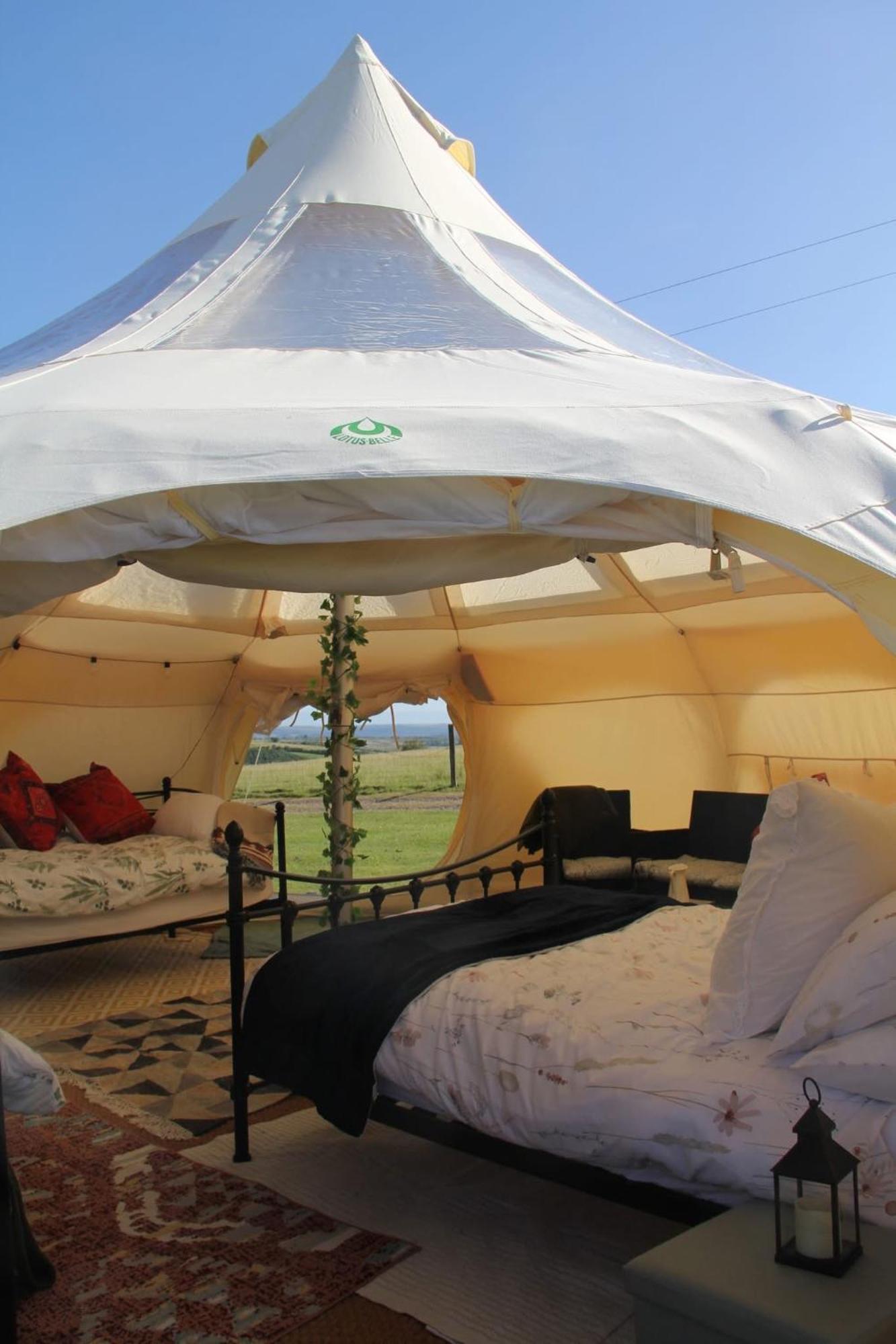 Tal-Y-Fan Farm 6M Stargazer Tent Bridgend  Exterior photo